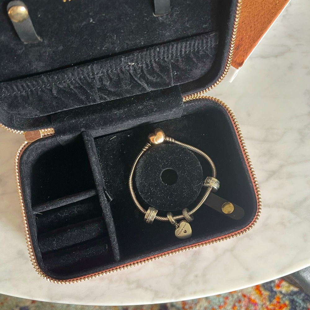 Pandora Bracelet valentine with box